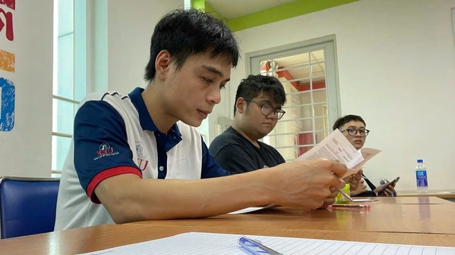 Tài xế xe ôm công nghệ quyết tâm lấy bằng đại học ở tuổi 30 | Câu chuyện truyền cảm hứng | Nghề Giáo