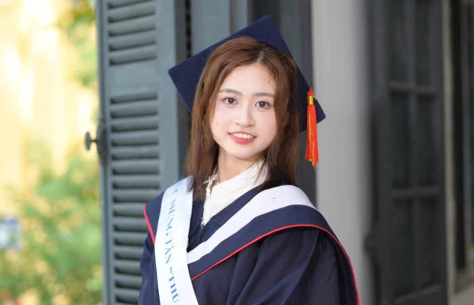Cô gái là thủ khoa kép Đại học Dược Hà Nội | Câu chuyện truyền cảm hứng | Nghề Giáo