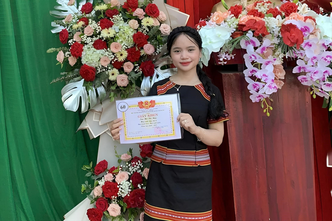 'Đi học trên núi' và giấc mơ của cô bé Xơ Đăng I Câu chuyện truyền cảm hứng I Nghề Giáo