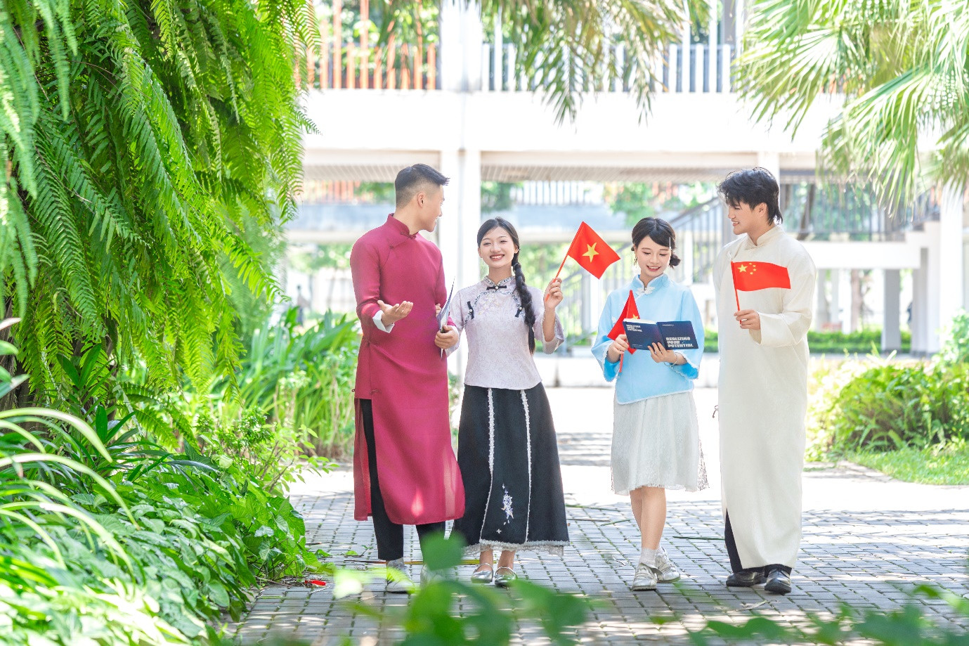 Du học quốc tế với chi phí ngang học phí trong nước I Du học I Nghề Giáo
