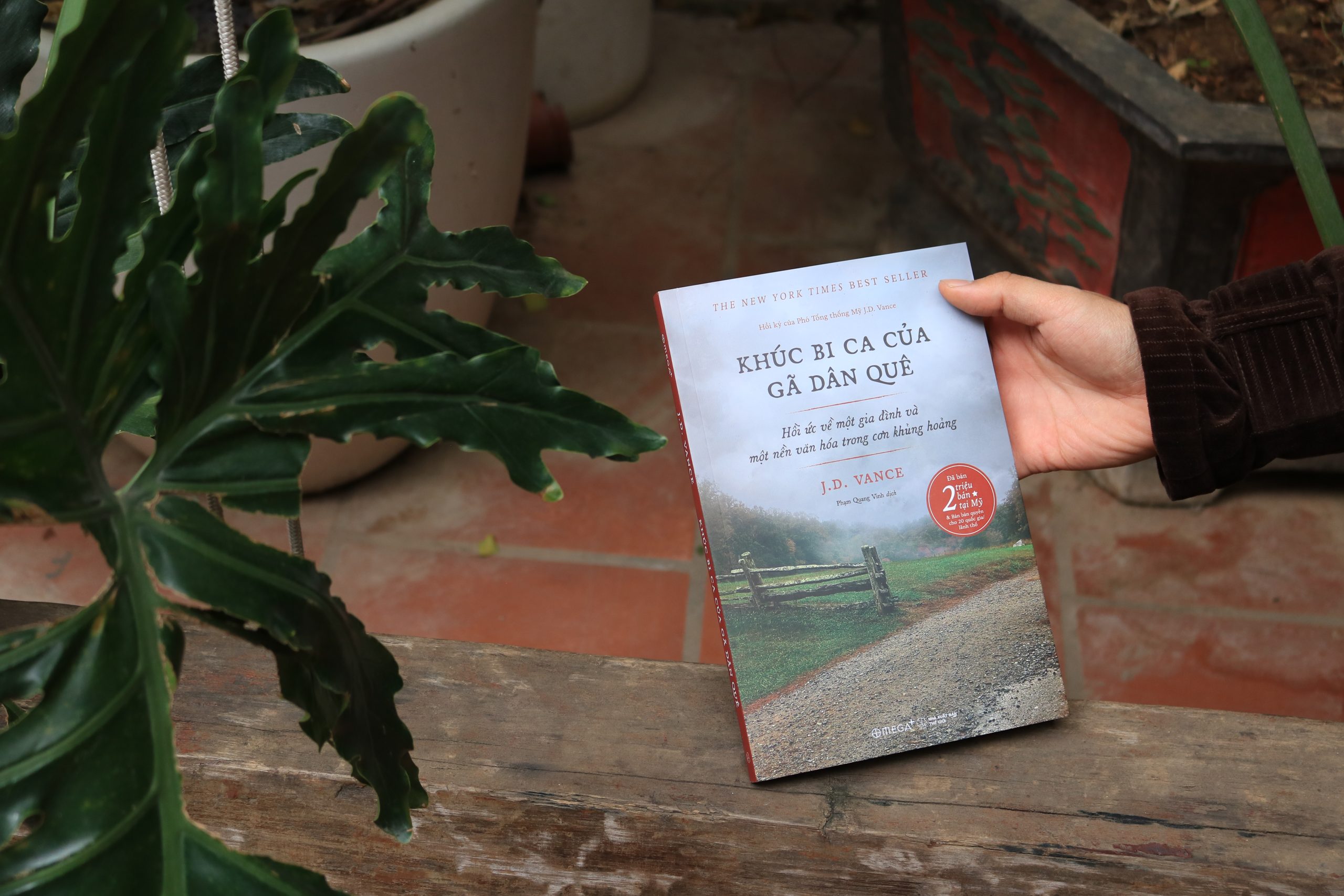 'Khúc bi ca của gã dân quê' - hồi ký Phó Tổng thống Mỹ | Sách hay | Nghề Giáo