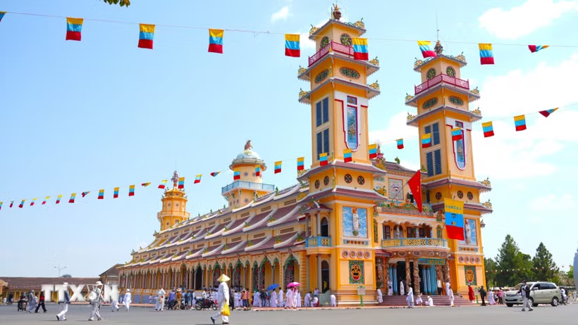 Tòa Thánh Cao Đài Tây Ninh-Dấu ấn kiến trúc tâm linh miền Đông Nam Bộ