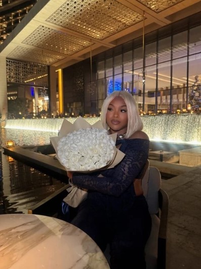 Mắc kẹt ở Trung Đông, du khách cầu cứu vì hóa đơn khách sạn 5 sao