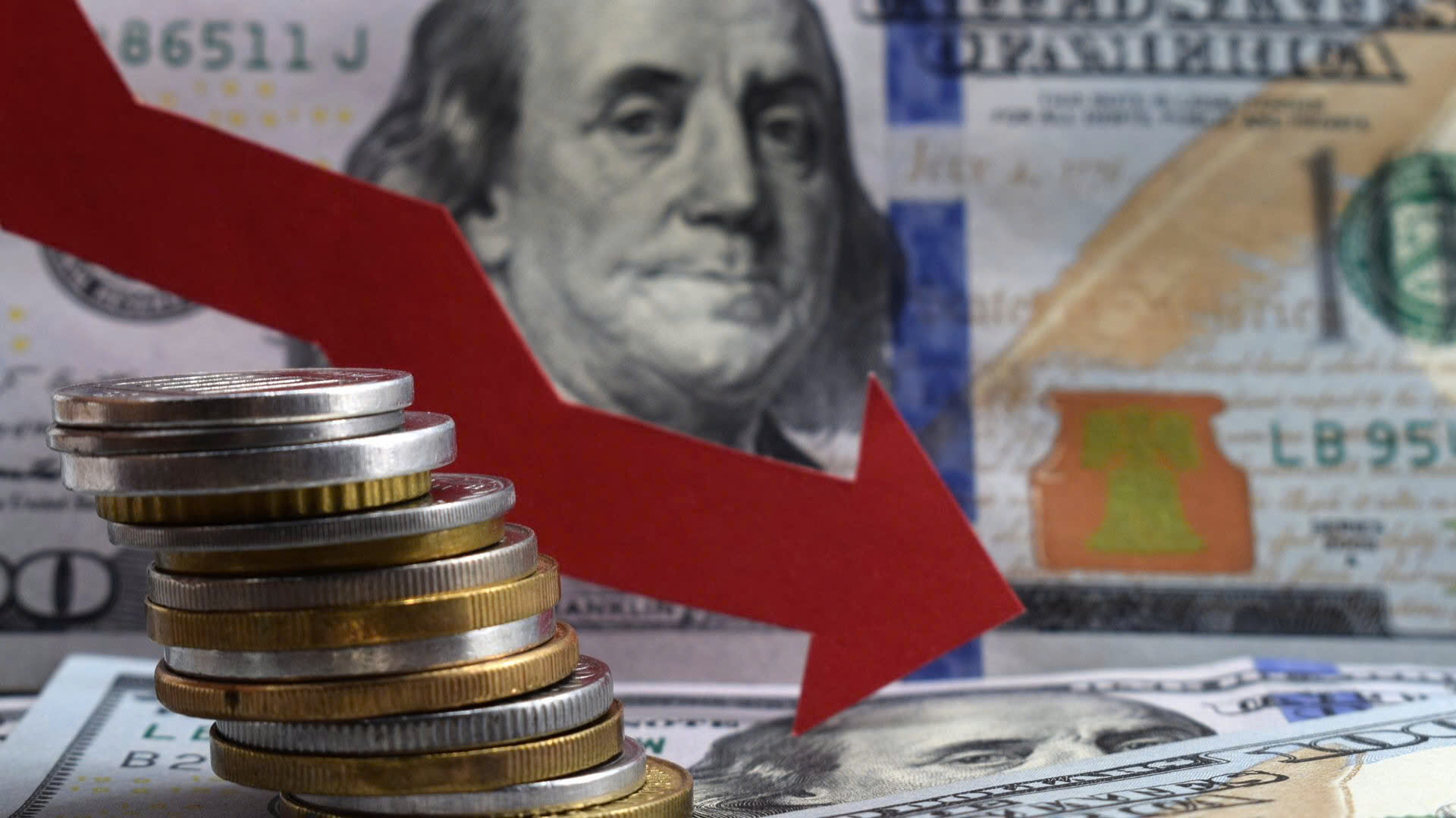 Vì sao VND mất giá bất chấp đồng USD suy yếu trên diện rộng?