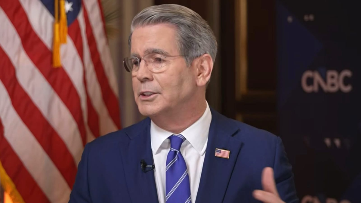 Tổng thống Trump có thể tăng thuế quan toàn cầu lên 15% trong tuần này