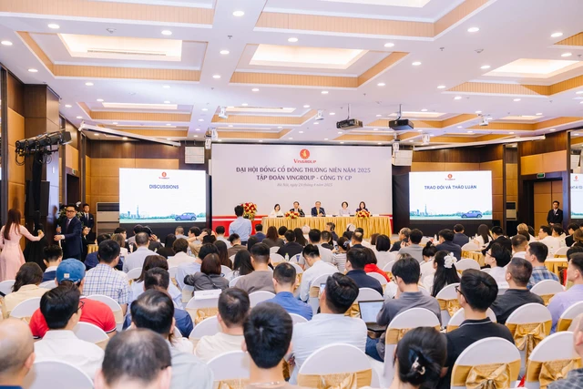 Ông Phạm Nhật Vượng: Chọn vàng hay chọn cổ phiếu, chọn VIC là đúng rồi