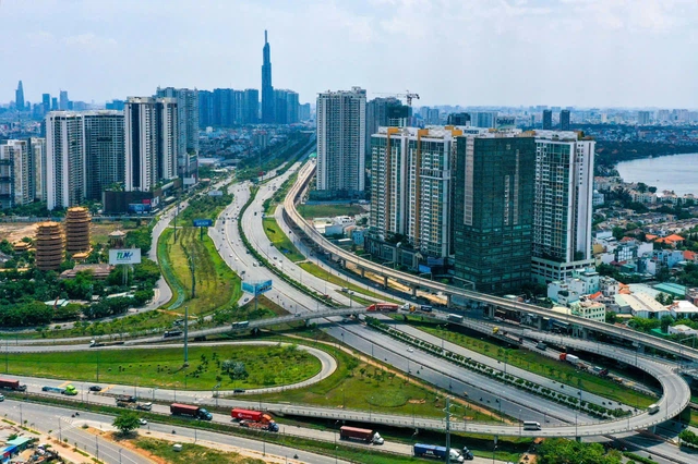 Mô hình tăng trưởng mới - chìa khóa để Việt Nam thoát bẫy thu nhập trung bình
